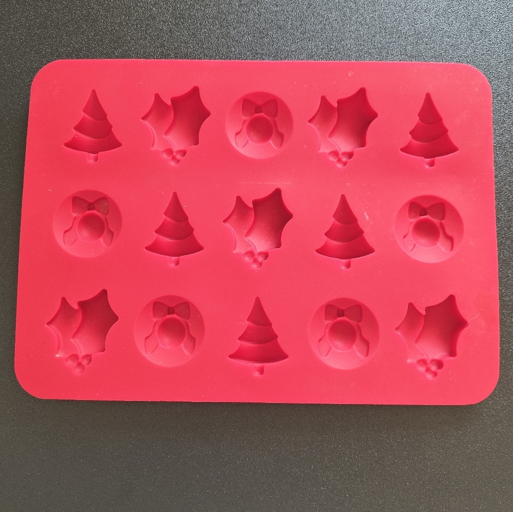Holiday Silicone Bakeware Set With Racks - Picture 15 of 16